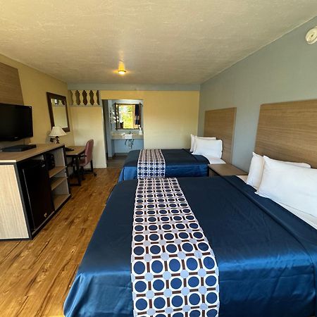 Discovery Inn Modesto Kültér fotó