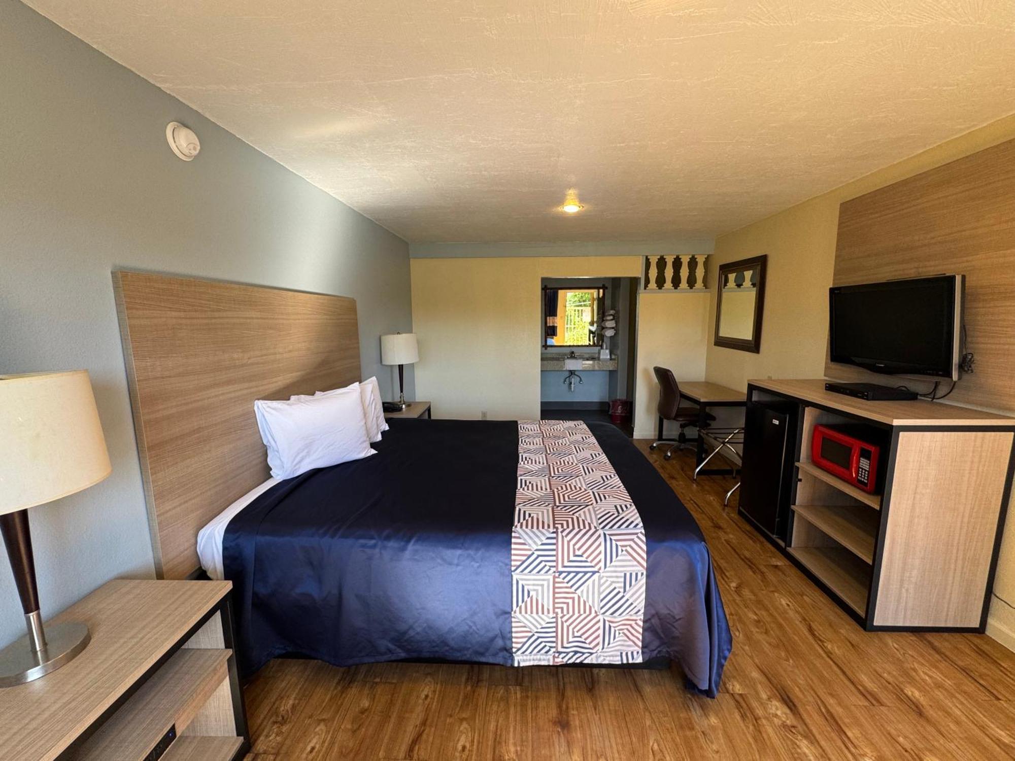 Discovery Inn Modesto Kültér fotó